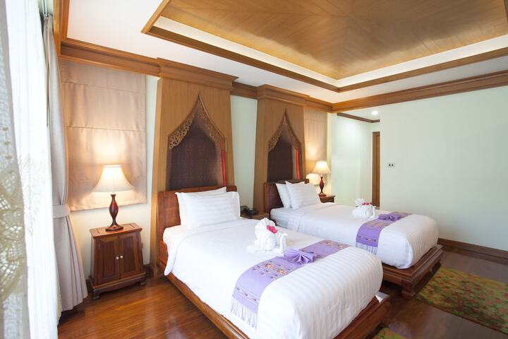 Room 14 of 66