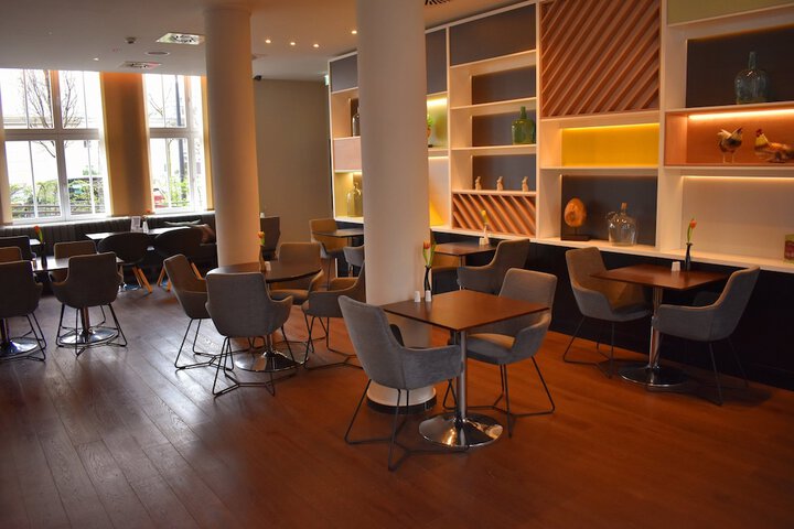 Dining Photos