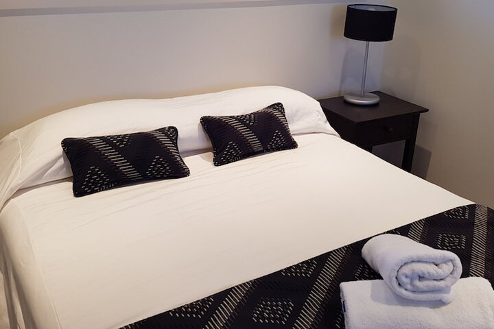 Room 30 of 200