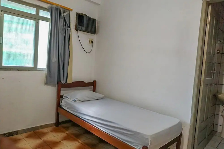 Room 3 of 11