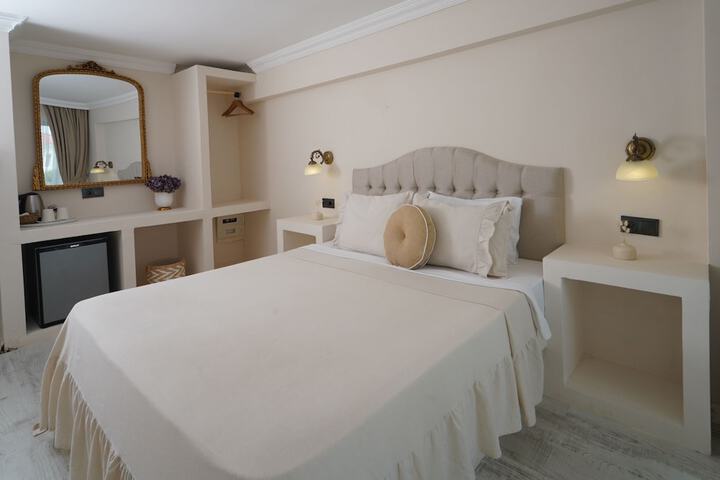 Room 9 of 59