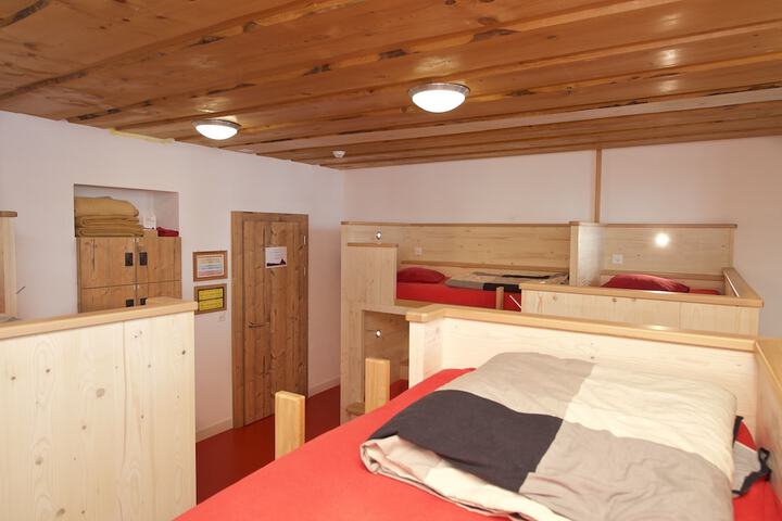 Room 20 of 61