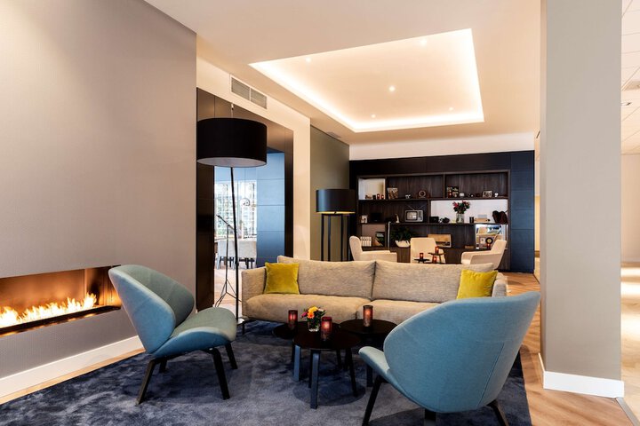 Guest Lobby