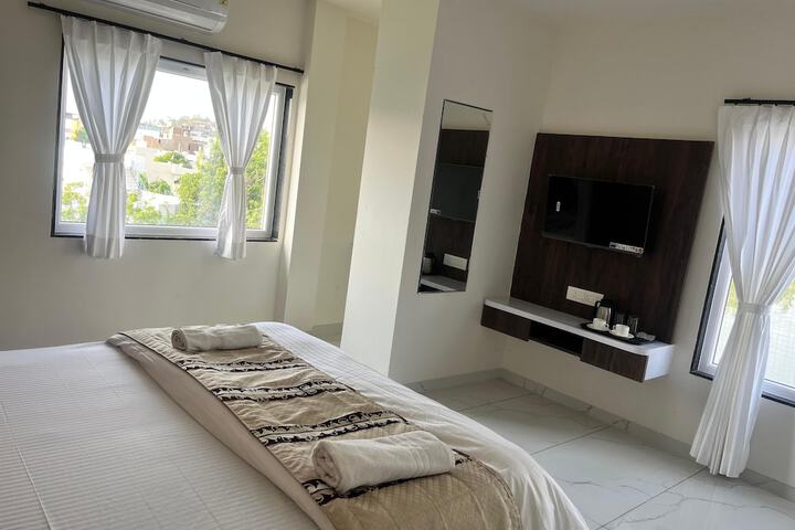 Room 17 of 52