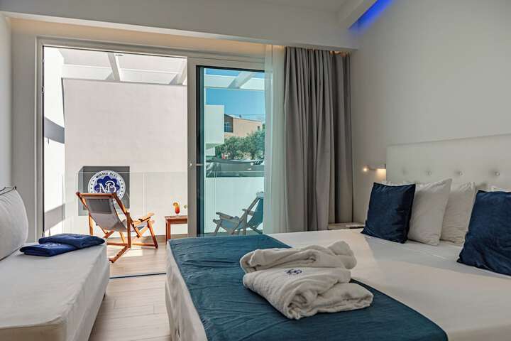 Room 18 of 38