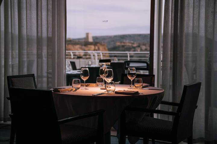 Dining 155 of 233