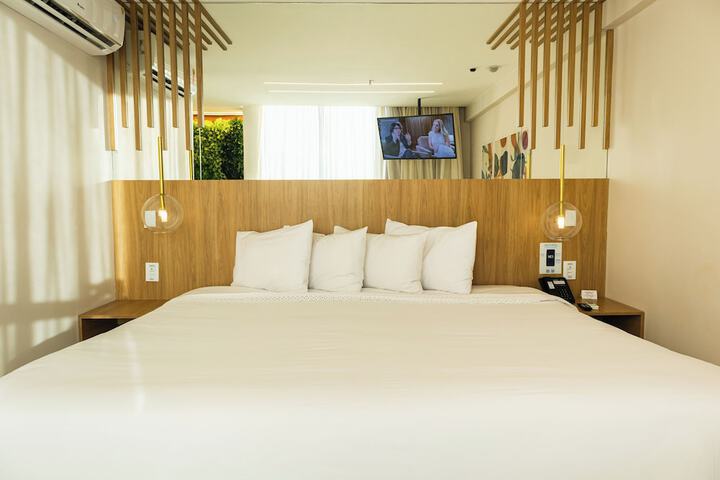 Room 7 of 75