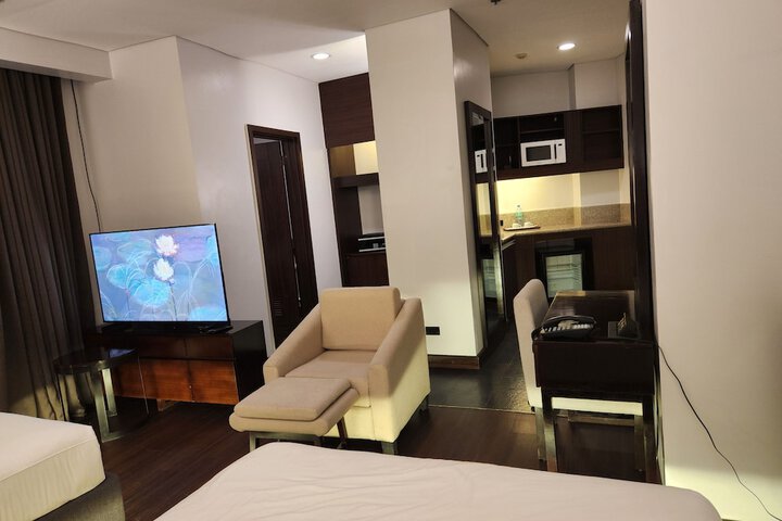 Room 16 of 51
