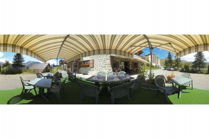 Terrace/Patio 57 of 60