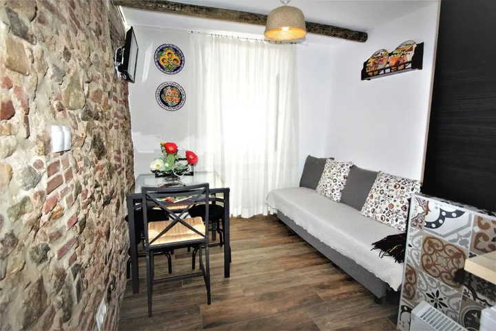 Room 3 of 13