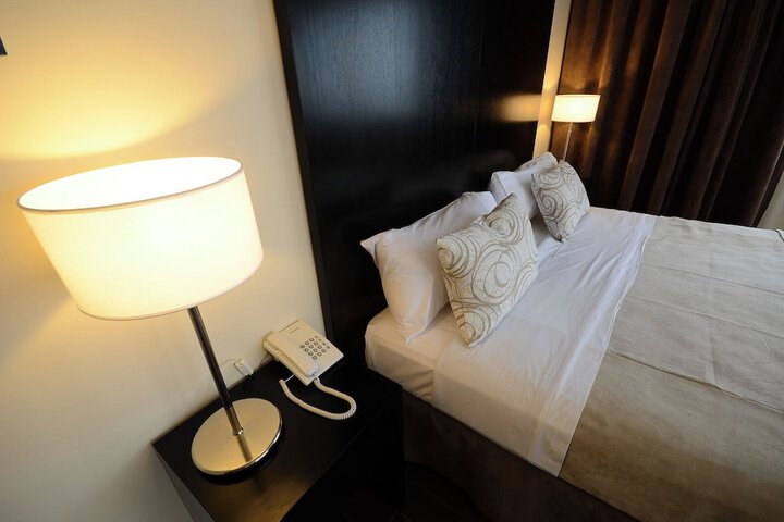 Room 15 of 41