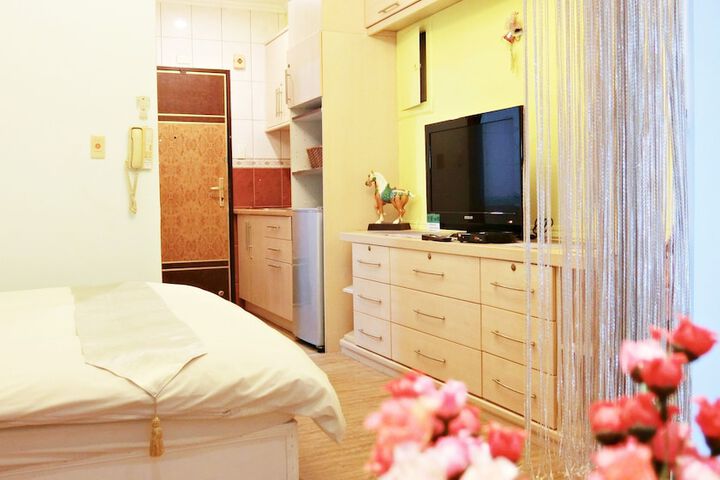 Room 19 of 51