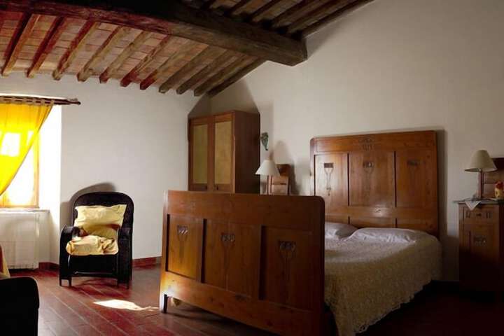 Room 2 of 21