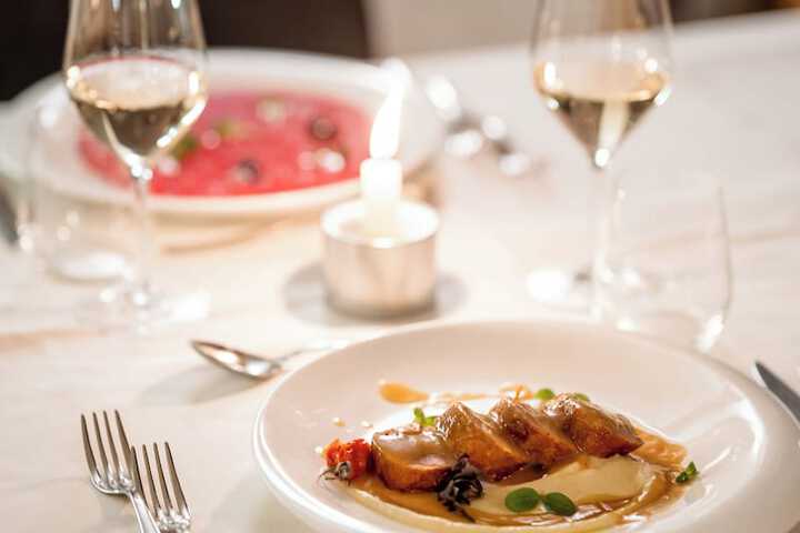 Dining 94 of 145