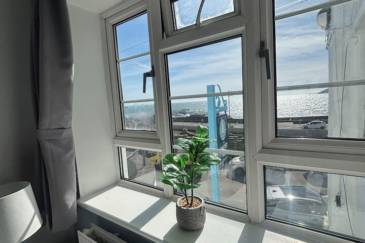 Room 21 of 40
