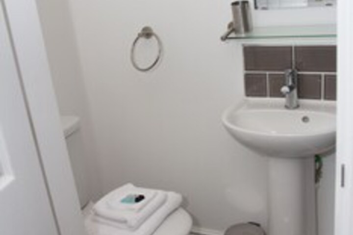 Room 7 of 36