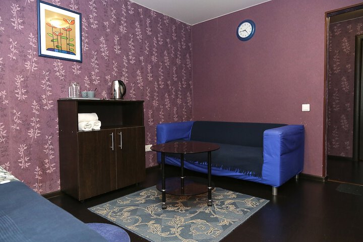 Room 28 of 46