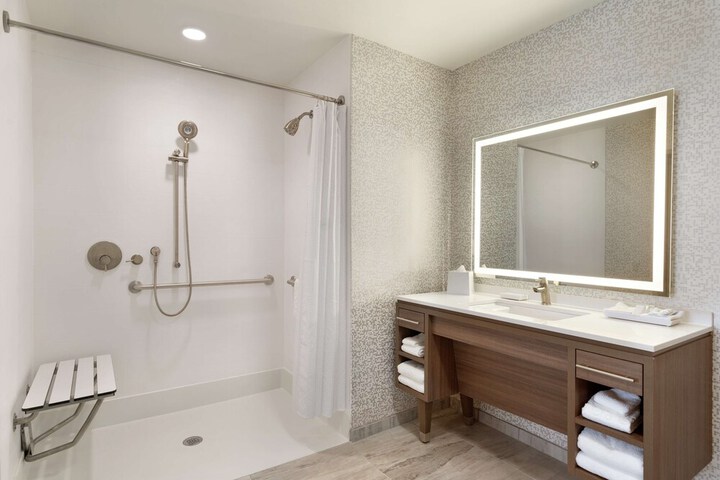 Bathroom shower