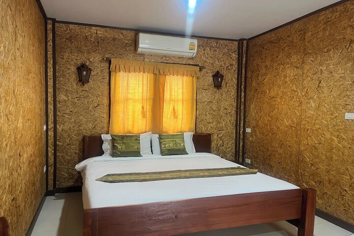 Room 15 of 71