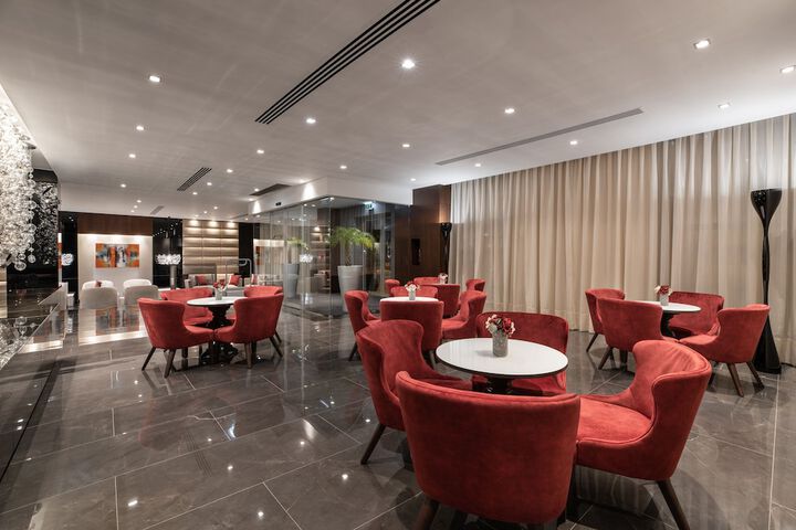 Lounge 59 of 74