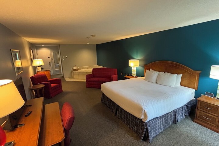 Room 22 of 65