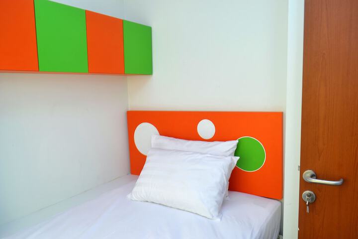 Room 10 of 57