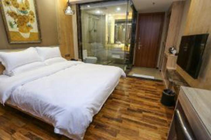 Room 7 of 7