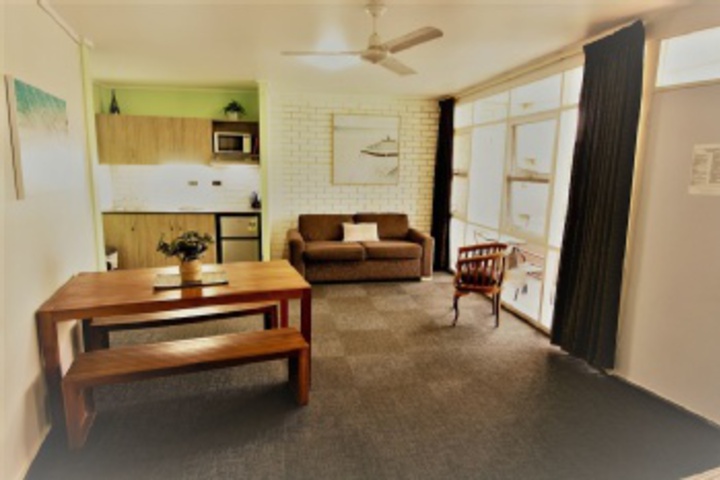 Room 46 of 228