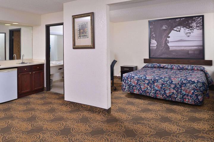 1 King Bed (1 of 2)