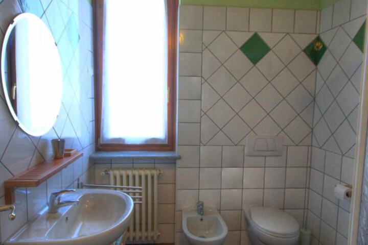 Room 44 of 67