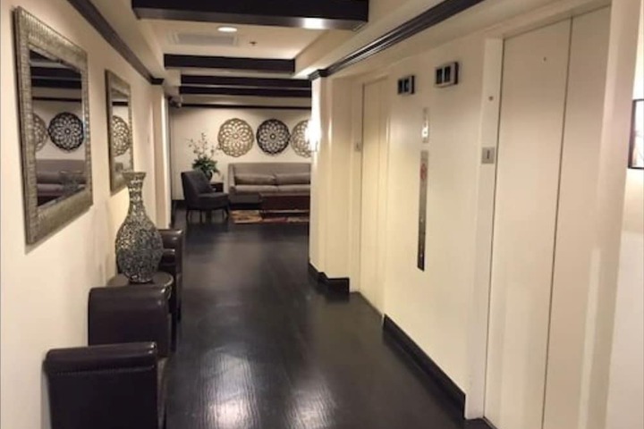 Business Center 50 of 63