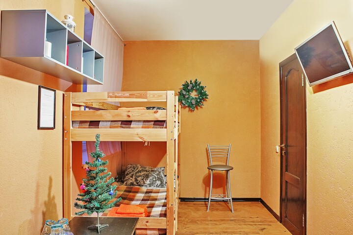 Room 18 of 35