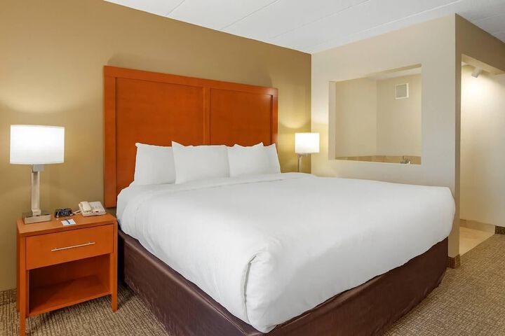 Room 18 of 30