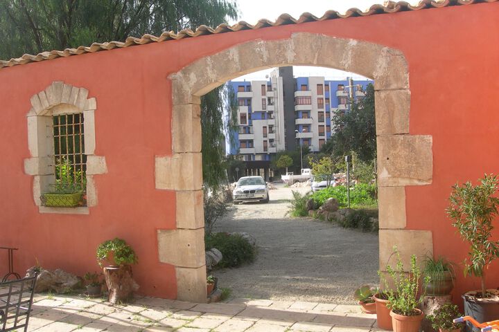 Hotel 6 of 11