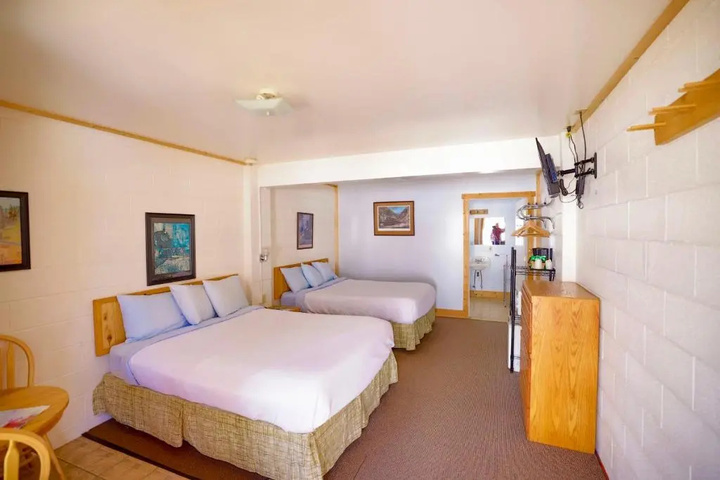 Room 7 of 7