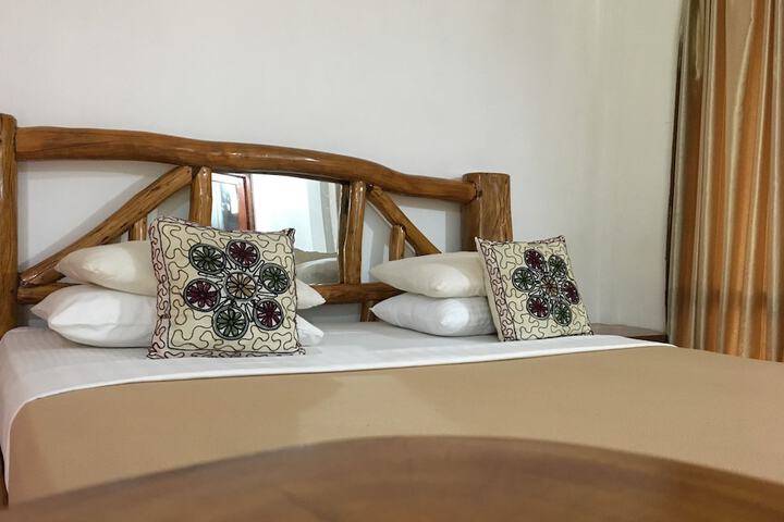 Room 3 of 24