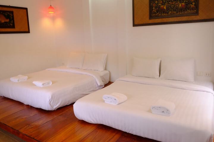 Room 8 of 52