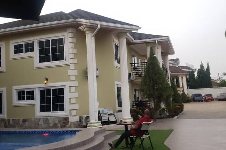 Pool 39 of 49