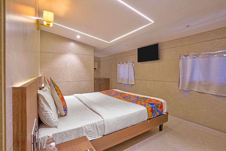 Room 17 of 22