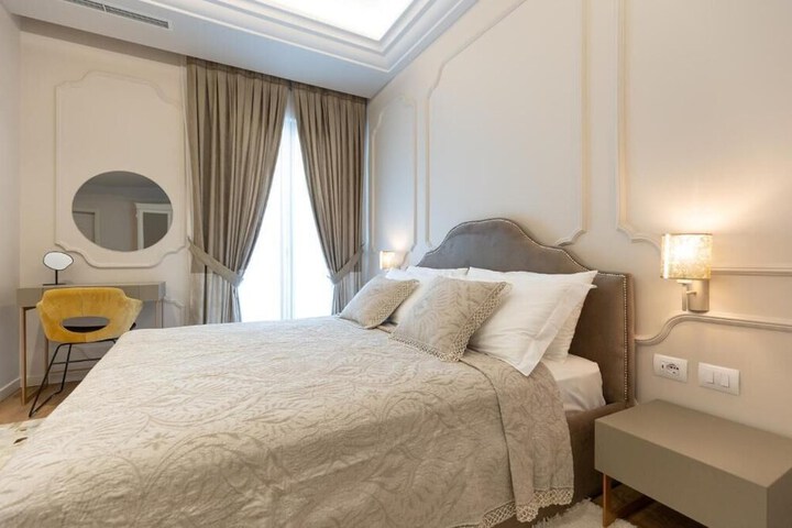 Room 6 of 23