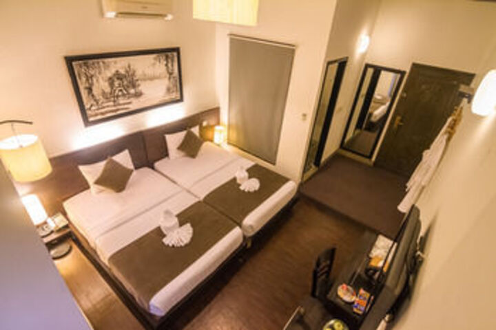 Room 21 of 58