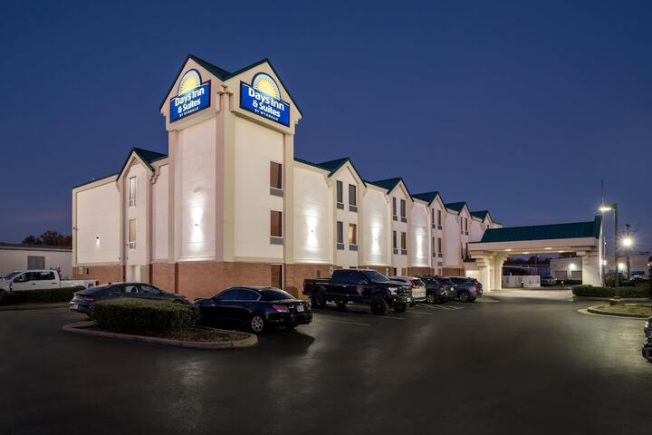 Hotel 48 of 50