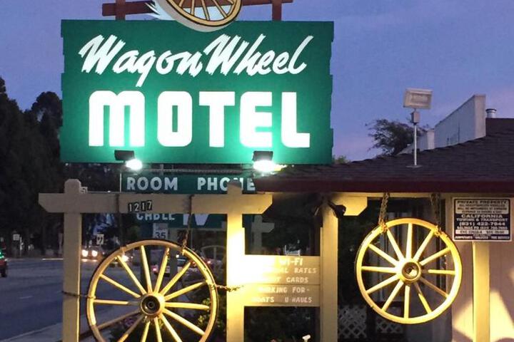 Wagon Wheel Motel in Salinas, CA