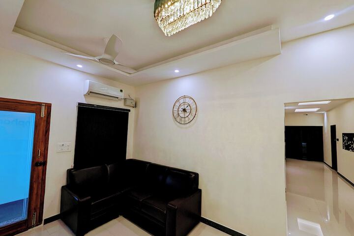 Hotel Interior 6 of 52