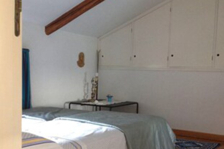 Room 11 of 13