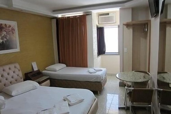 Room 18 of 43