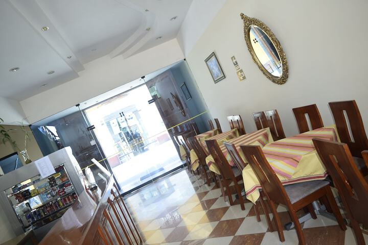 Room 30 of 59