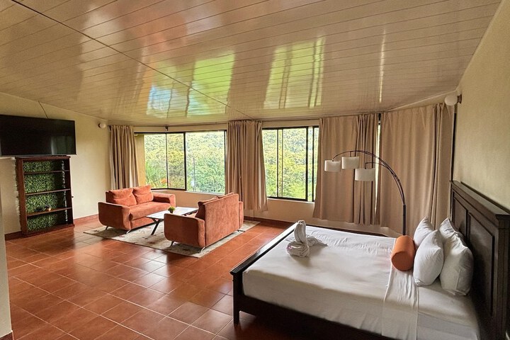 Room 11 of 39