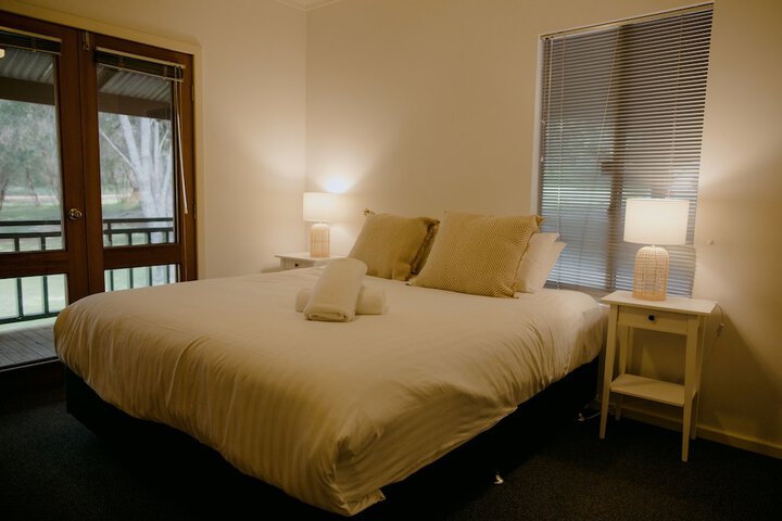 Room 6 of 36
