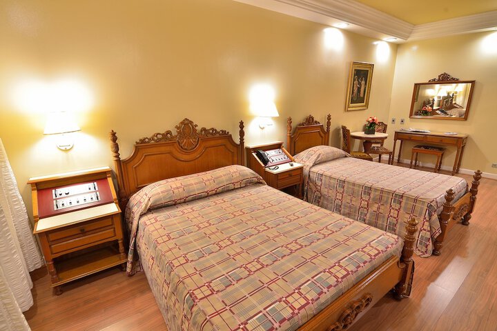 Room 6 of 64